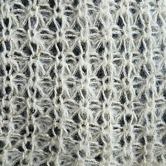 Scarf - Picture 4 of 4